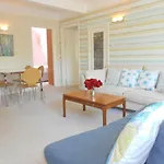 2 Bed Apartment In Viceroy Lodge Central Surbiton Incl Free Parking